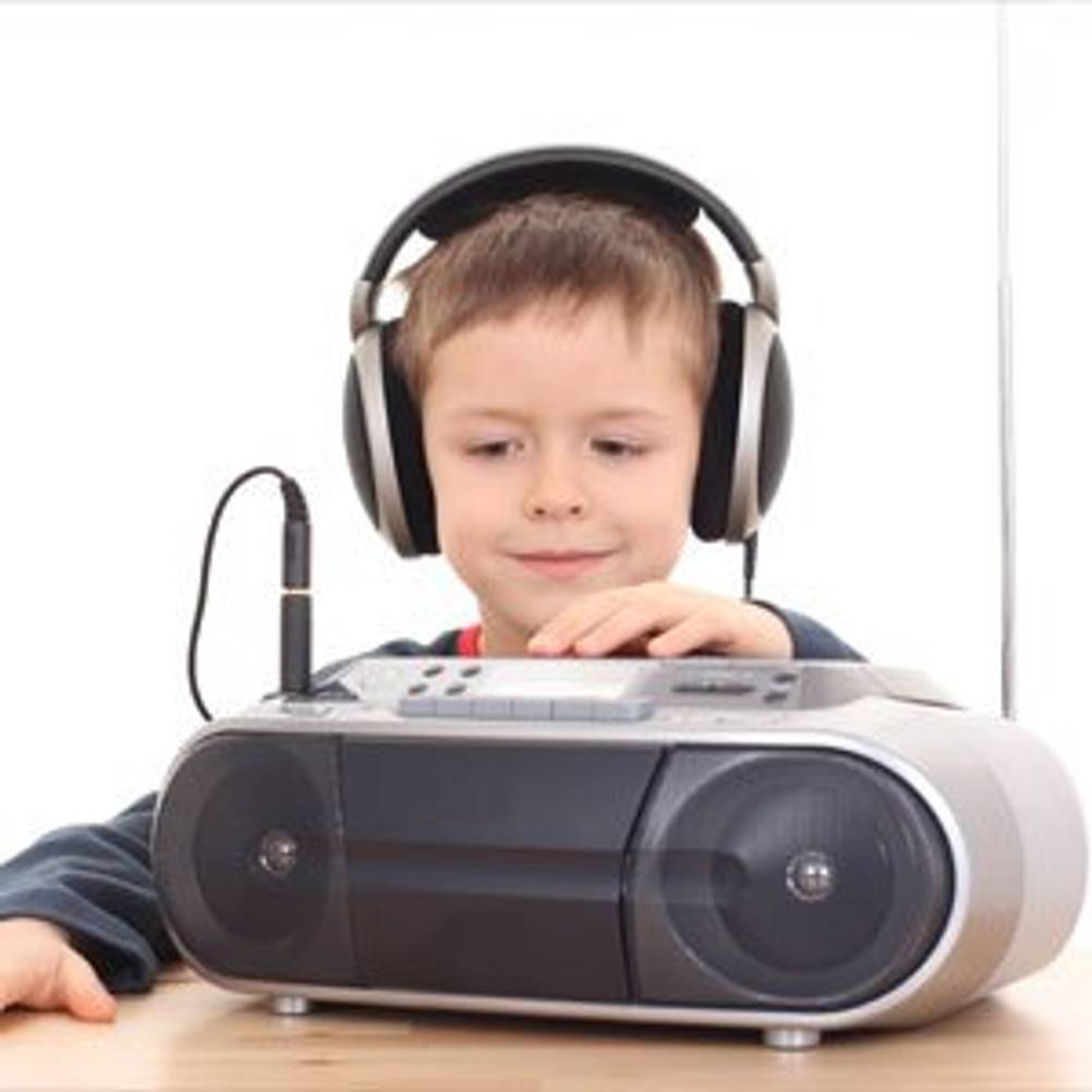 cd-player-mit-kassettendeck-anschluesse
