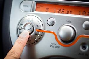 cd-radio-radiosender-einstellen