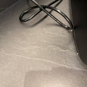 Krümel liegen hinter dem Clatronic-Langschlitztoaster