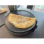 Ein einmal gefalteter Crêpe liegt auf dem Cloer 6630