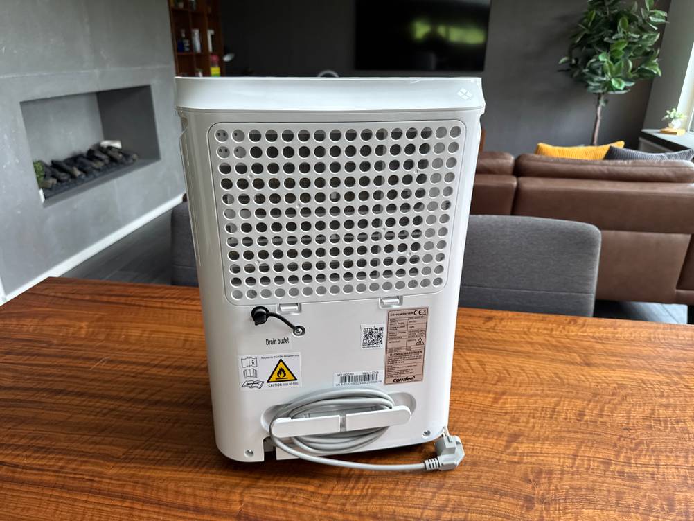 Die Rückseite des Comfee MDDF-20DEN7-WF