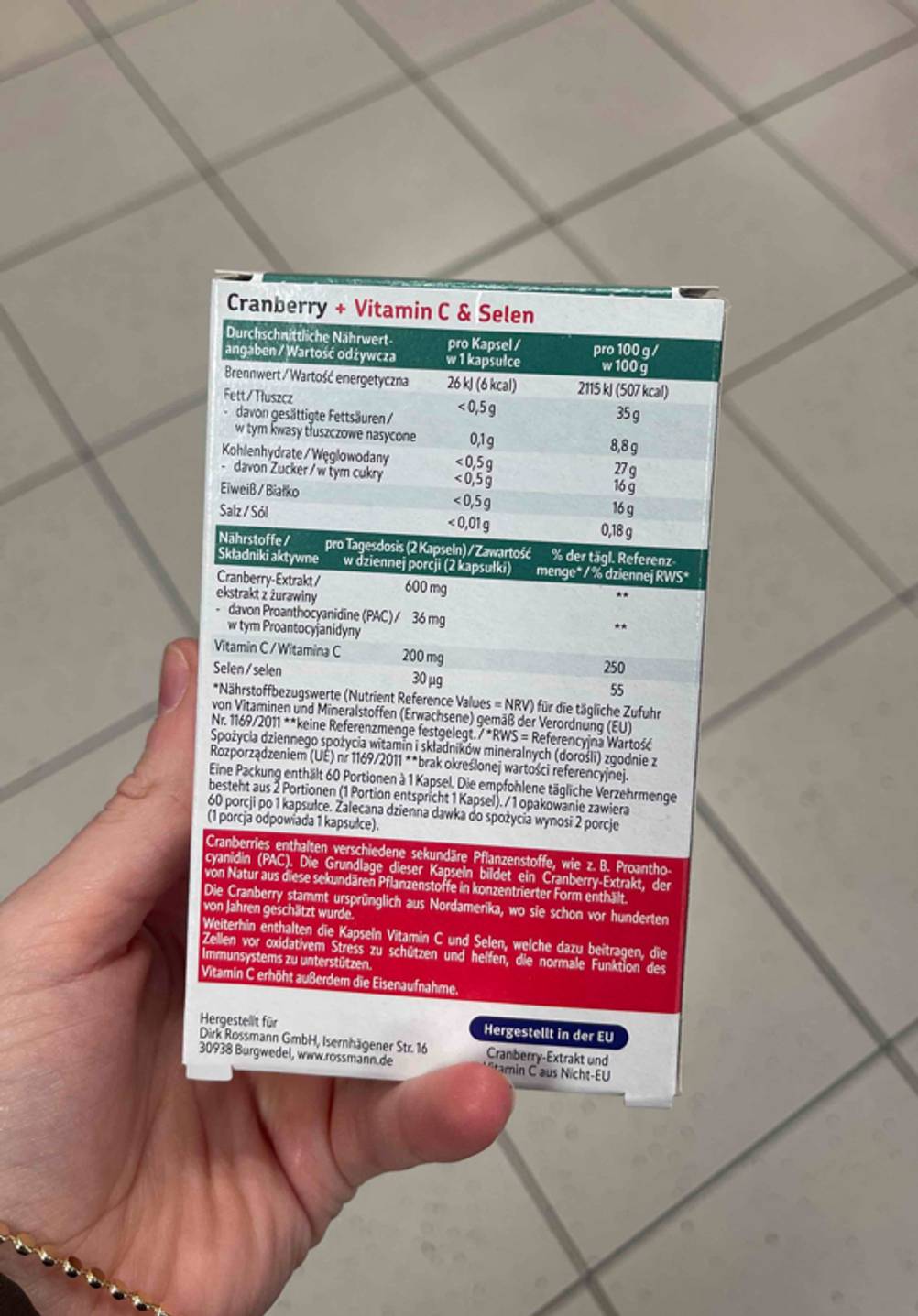 Cranberry-Kapseln getestet: Auf der Rückseite der Verpackung stehen viele Informationen zum Produkt.