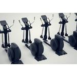 Mini-Stepper-Test: Diverse Crosstrainer sind zu sehen. 