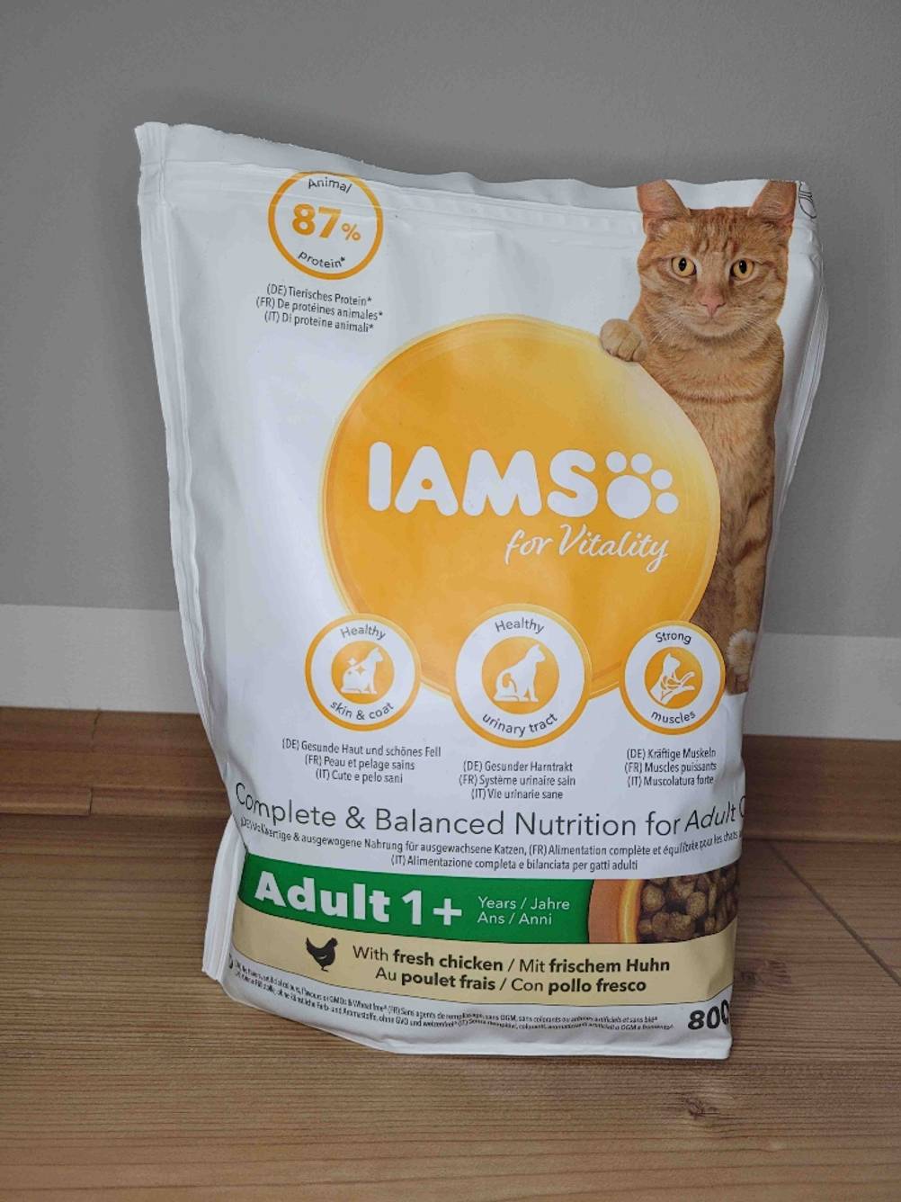 Katzenfutterpackung- Adult 1+.