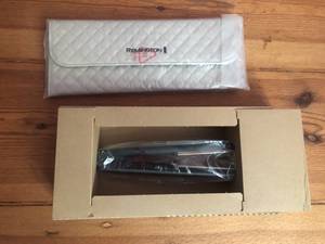 Remington Glätteisen mit Tasche in Plastik verpackt