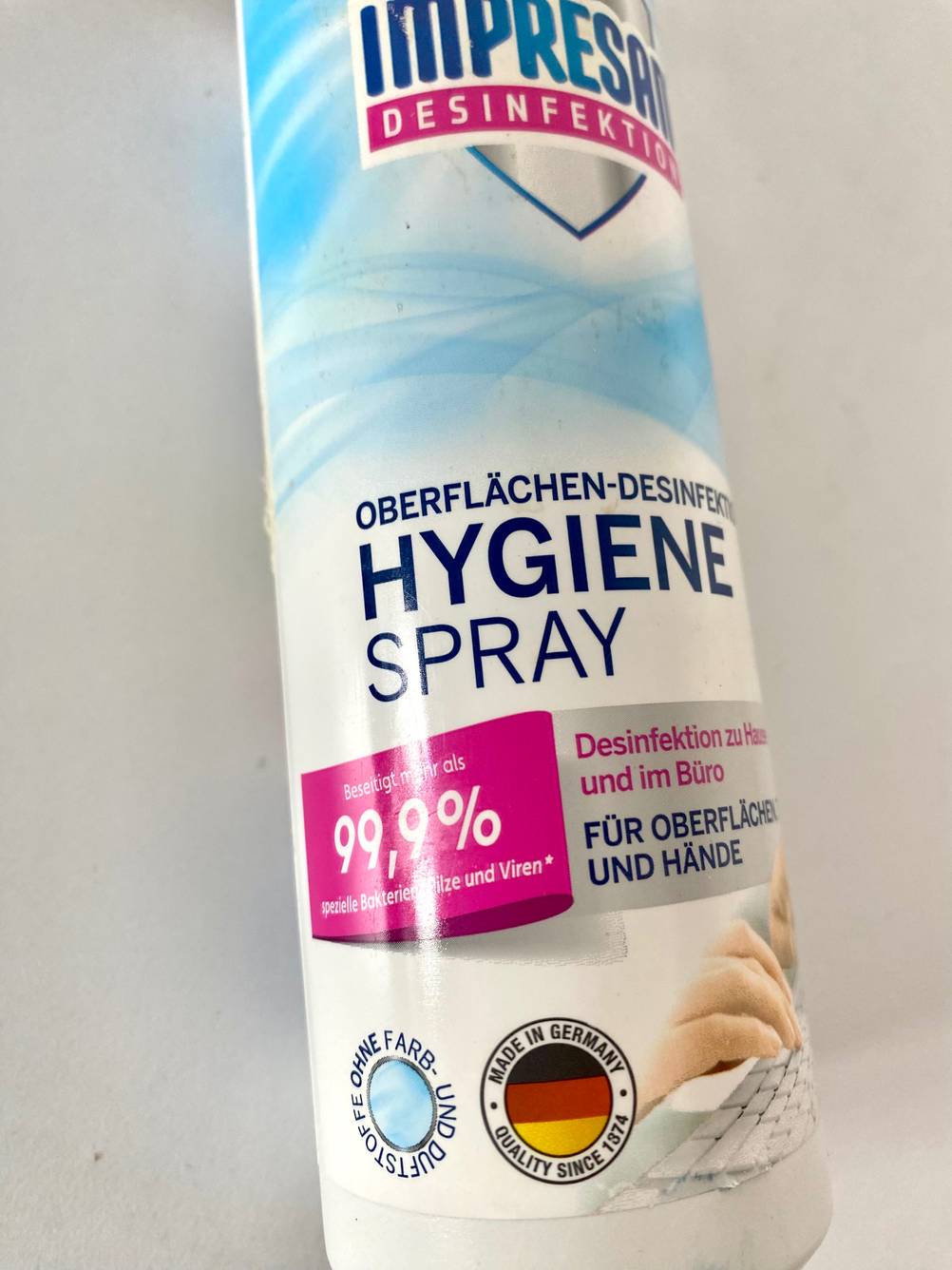 Desinfektionsspray getestet: Nahaufnahme des Aufdrücks auf der Vorderseite.