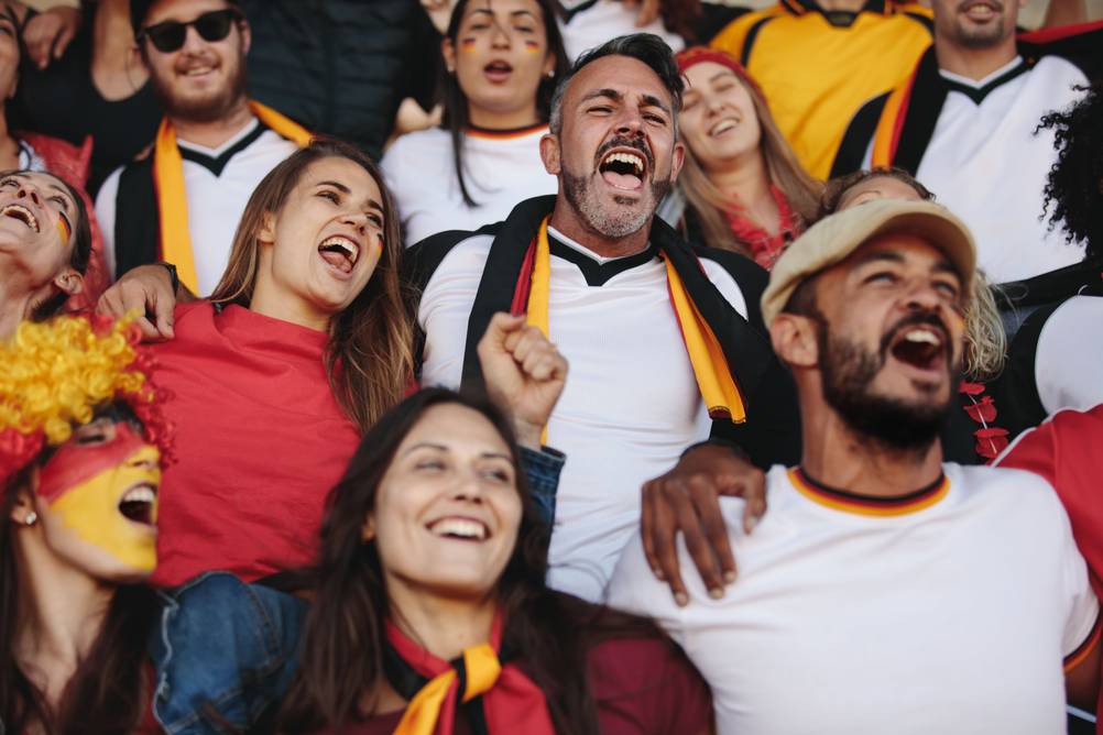 Deutschland-Fans im Fußballstadion.