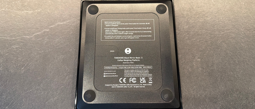 Die Unterseite der digitalen Timemore-Kaffeewaage