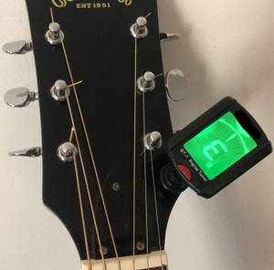 Digitales Stimmgerät für Gitarre Hertz