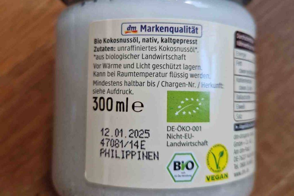 Getestet: Rückseite mit Zutatenangabe eines 300 ml Glases Bio Kokosöl.