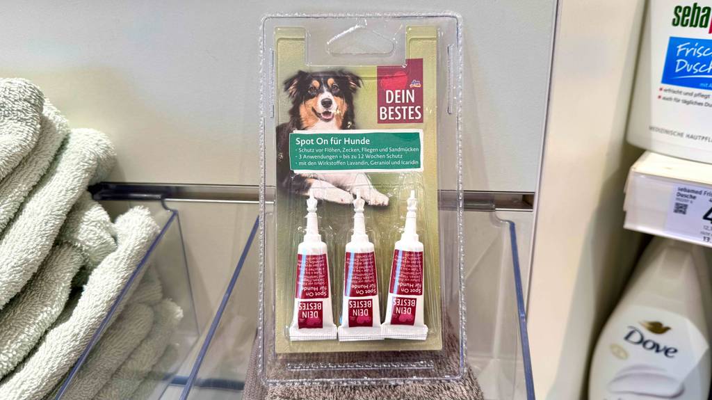 Getestet: Drei Tuben Spot-on für Hunde sind als Set in einem Plastikblister verpackt.
