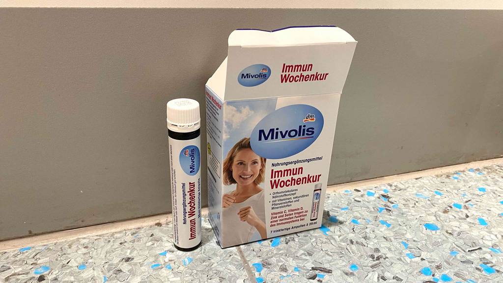 Immunkur getestet: Blick auf Präparat und Verpackung.