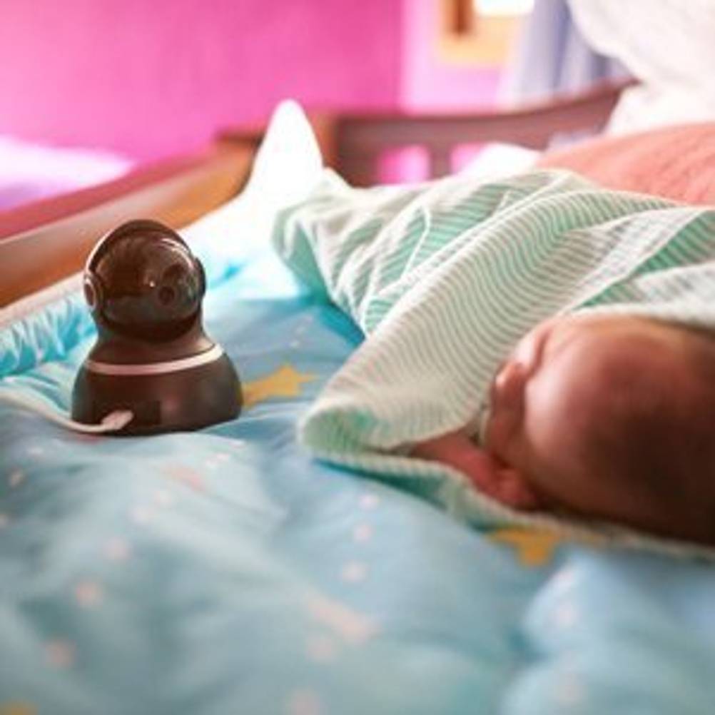 dome-camera-babycam