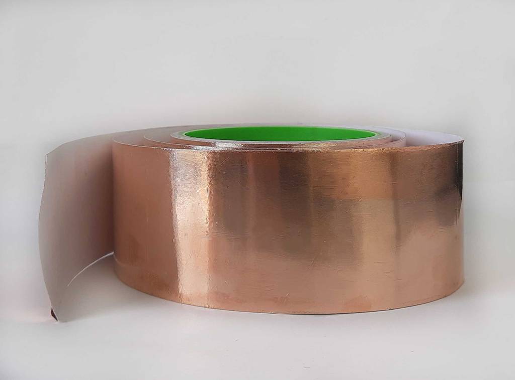 Detailansicht des Materials von getestetem Kupferband.