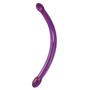 Zeitgleiches Vergnügen zu zweit mit einem Doppeldildo.