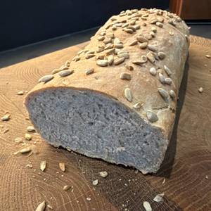 Ein geschnittenes Brot aus der Dr. Oetker 4855 Brotbackform
