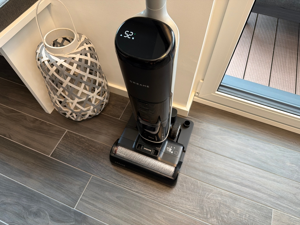 Das Display vom Dreame H14 Pro zeigt 52% an