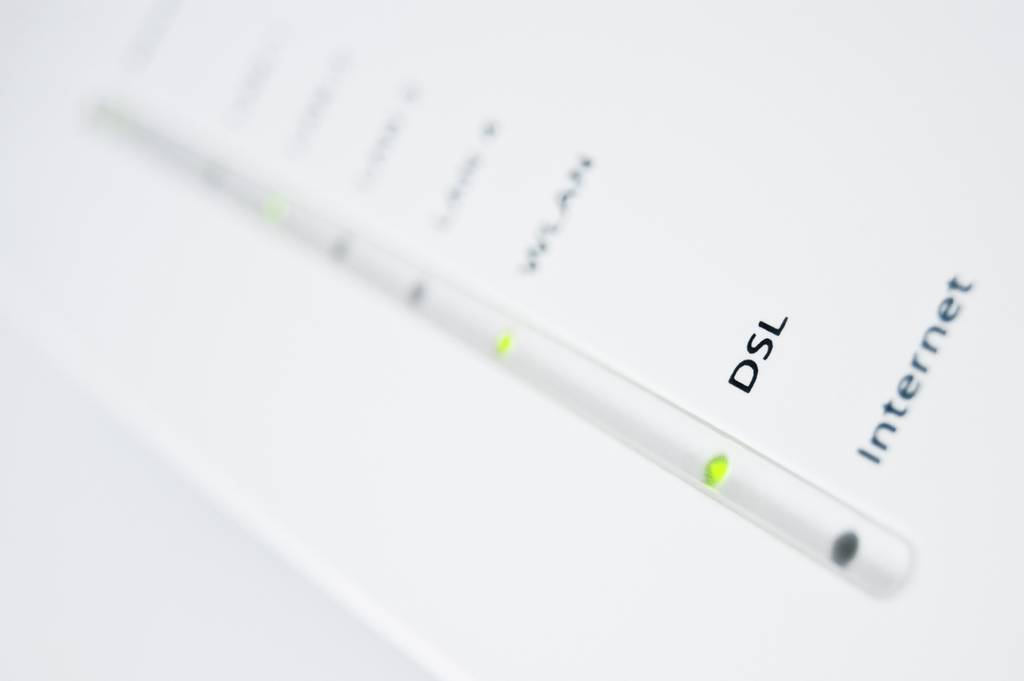 Ein DSL-Router aus näherer Distanz.