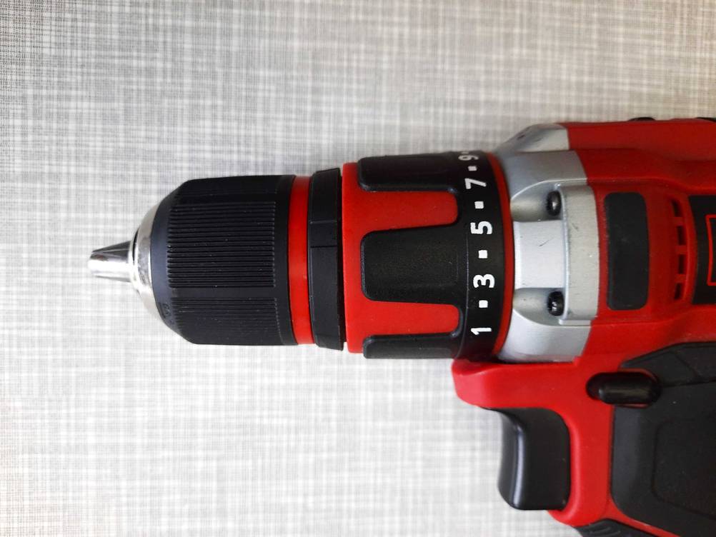 Einhell-Akkuschrauber 18V getestet: Detailaufnahme des Bohrfutters.