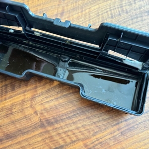 Schmutzwasser im Behälter des Einhell CLEANEXXO