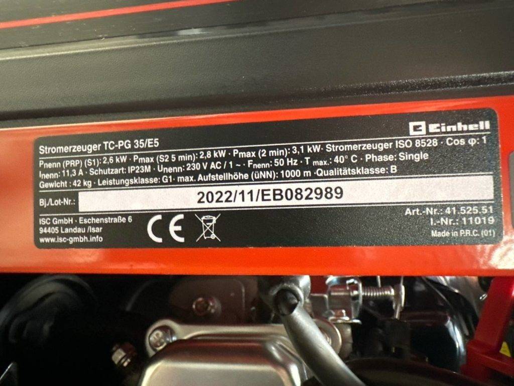 Typenschild eines Einhell Notstromaggregats im Test.