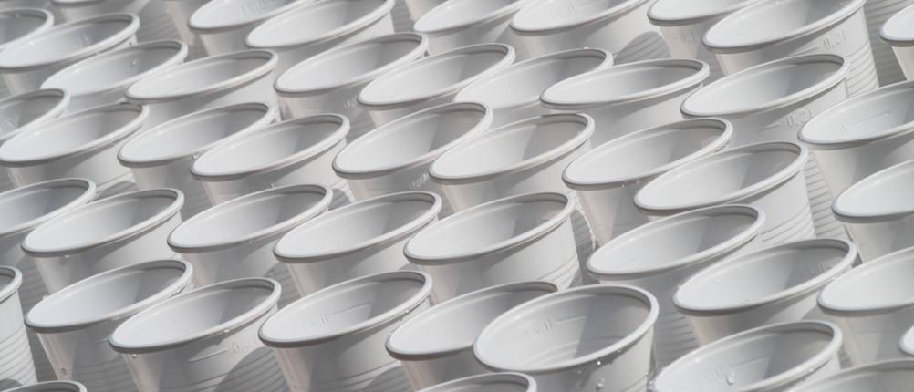 Einwegbecher-Test