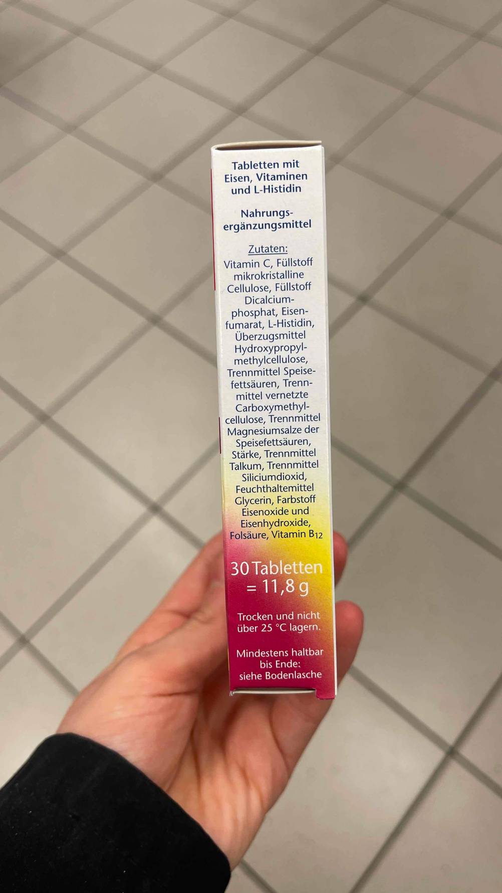 Im Test: Auf einer Packung Eisentabletten stehen die Zutaten.