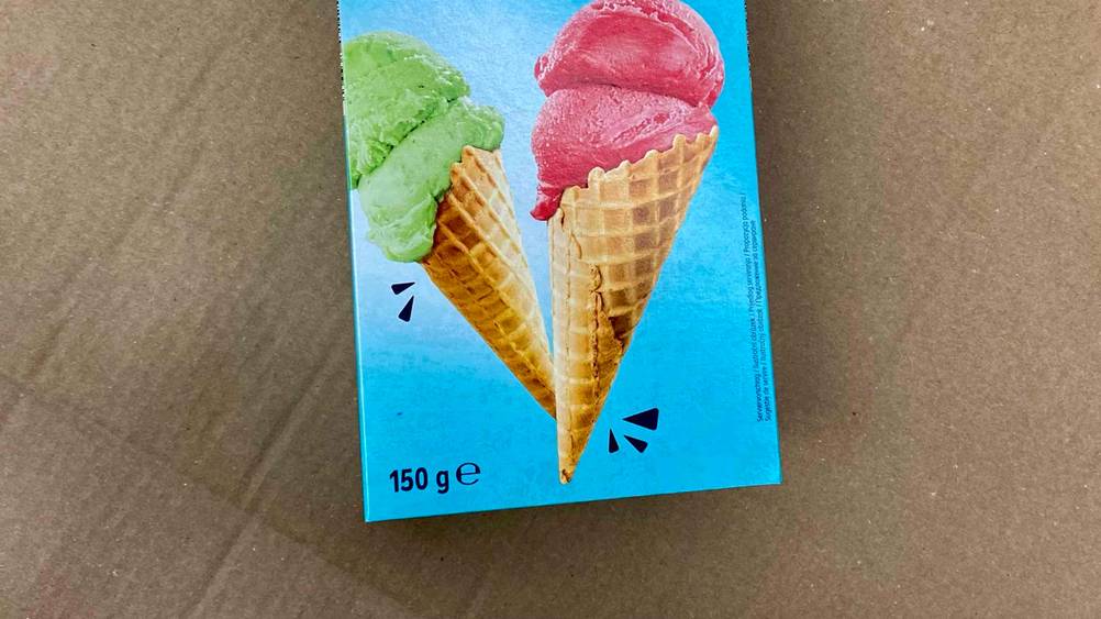 Eiswaffel getestet: Nahaufnahme des Bildes auf der Vorderseite der Verpackung mit Inhaltsangabe.
