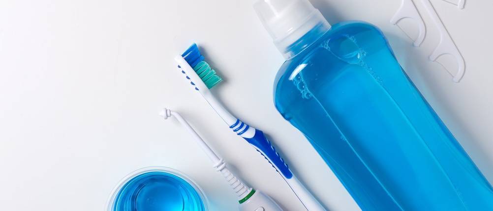 Elektrische Zahnbürste mit Munddusche im Vergleich