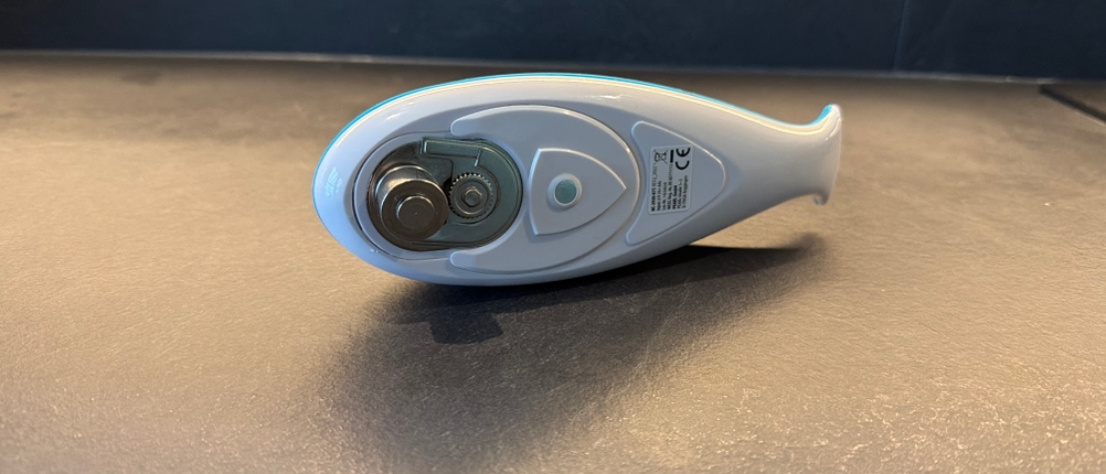 Die Unterseite vom elektrischen Rosenstein-& Söhne-Sicherheitsdosenöffner