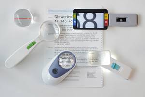 Es gibt viele verschiedene elektronische Sehhilfen mit Licht von unterschiedlichen Herstellern.