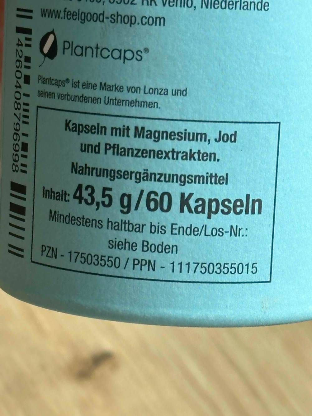 Nahaufnahme der Rückseite einer Packung der Entwässerungstabletten getestet mit Angaben zum Inhalt.