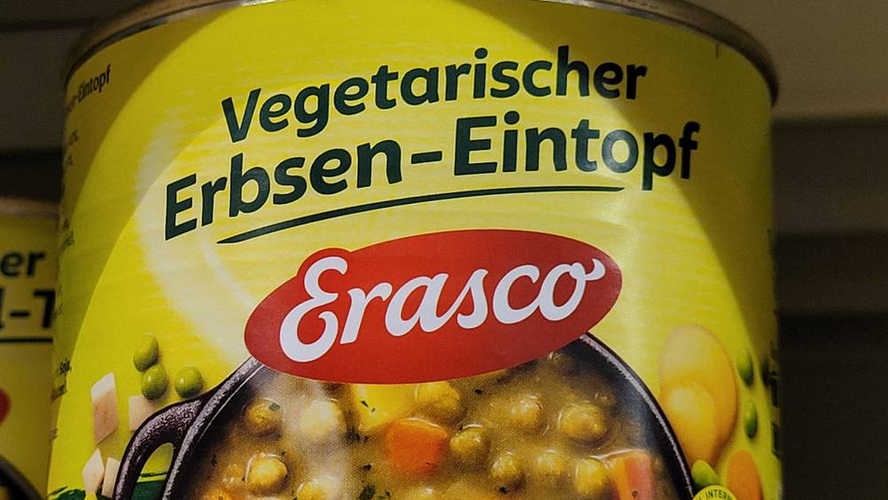 Erasco-Eintopf im Test: Nahaufnahme des Logos auf der Dose.