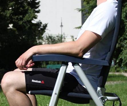 Rückenschmerzen Campingstuhl