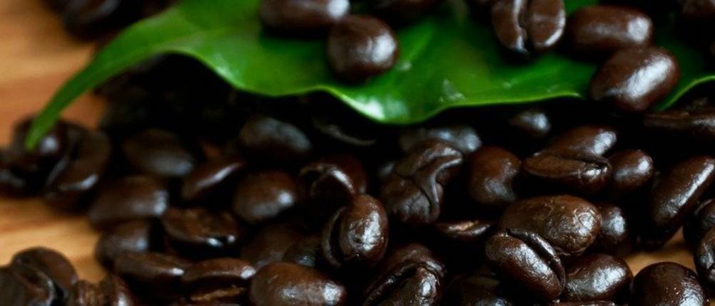 Dunkle Kaffeebohnen für Espresso