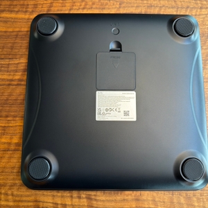 Die Unterseite der Eufy Smart Scale P2 Pro