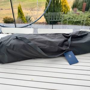 Der Ever Advanced EU-FC750-99806H-BLK in seiner Schutzhülle