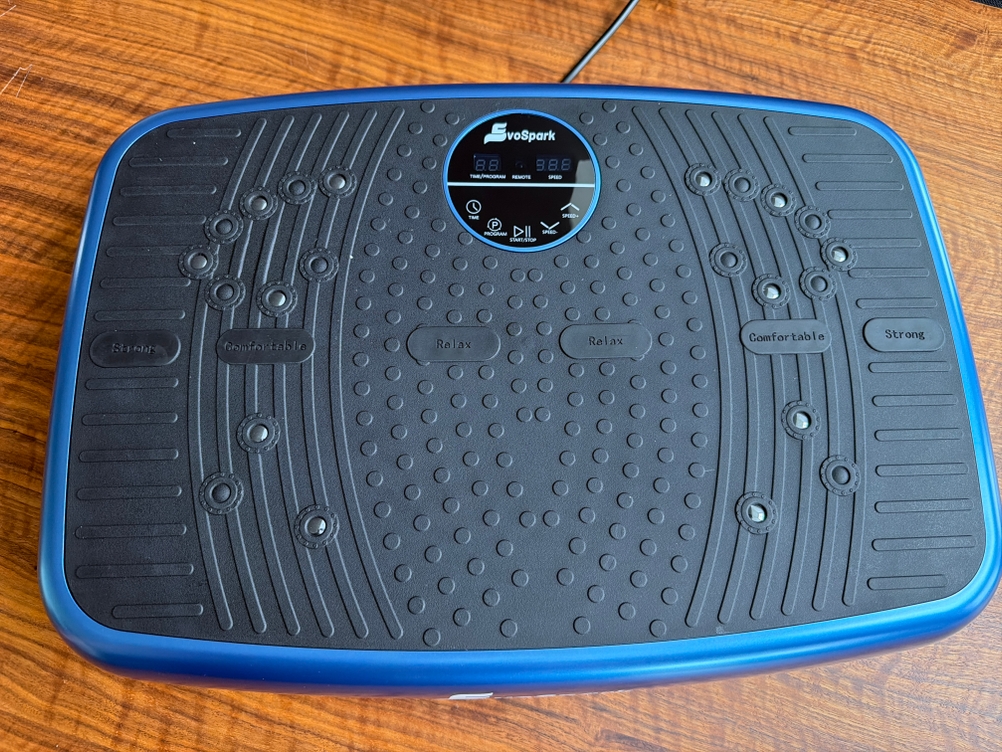 Die Oberseite der EvoSpark JTF017D-D.