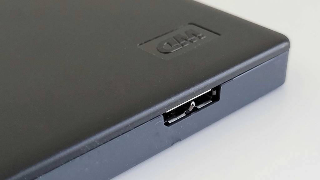 externe-ssd-festplatte-2tb Nahaufnahme.