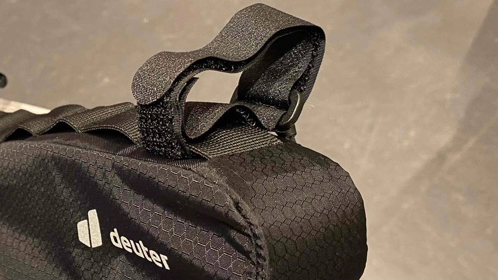 Fahrrad-Rahmentaschen getestet: Nahaufnahme eines Klettverschlusses.