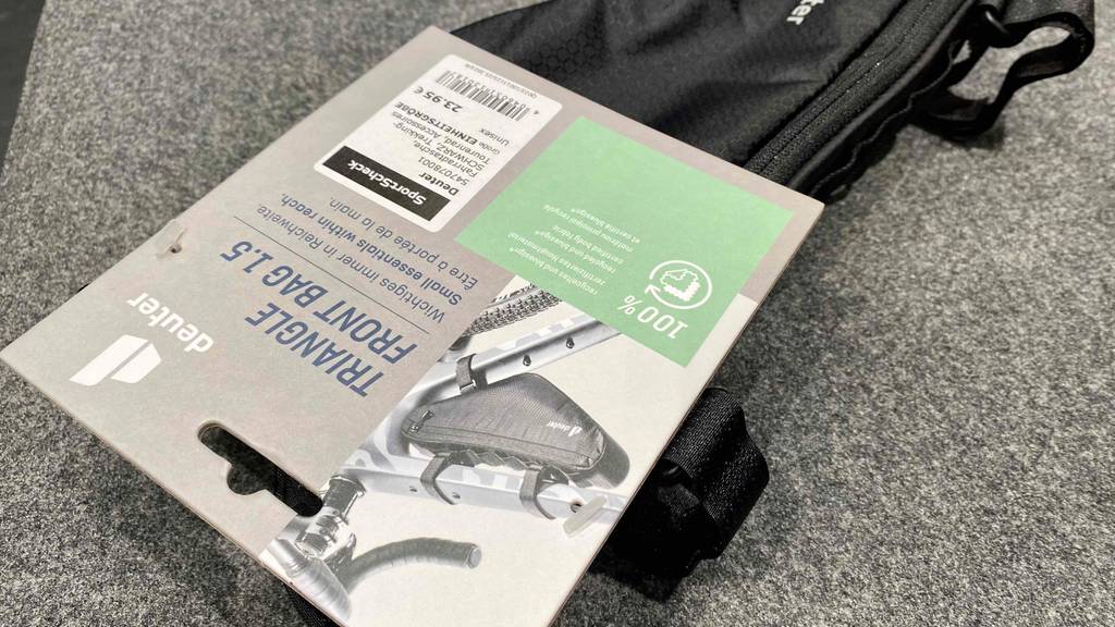 Verpackung von einer Fahrrad-Rahmentasche.
