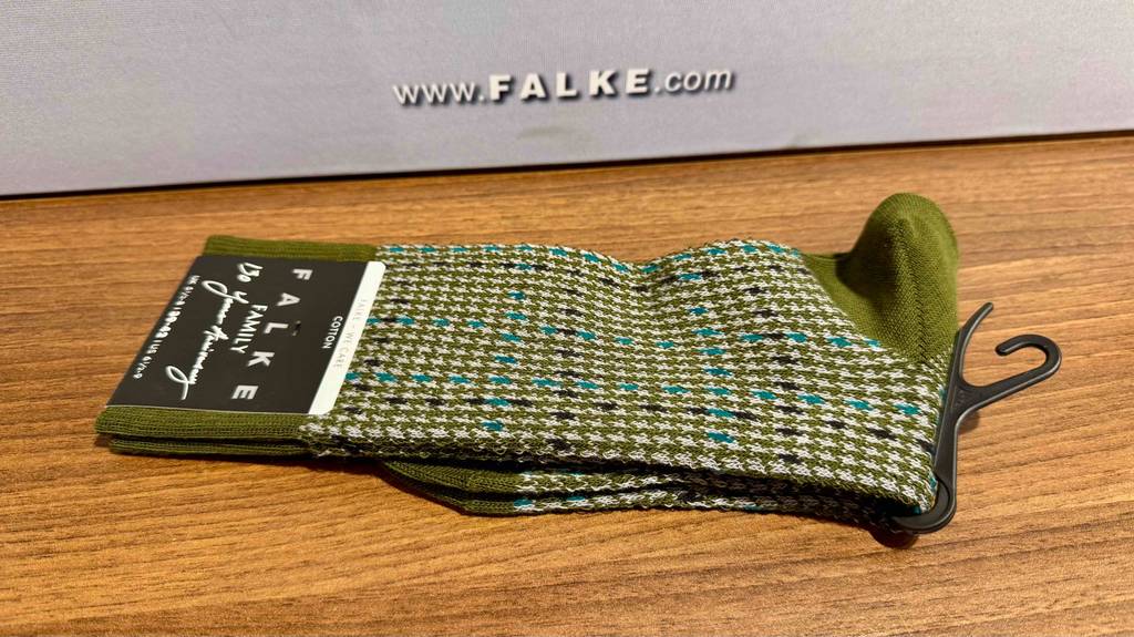 Nahansicht des Materials von getesteten Falke-Socken.