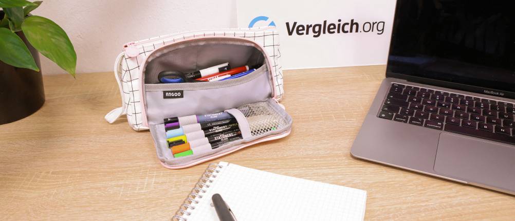 Schlampermäppchen-Mäppchen-Schreibtisch