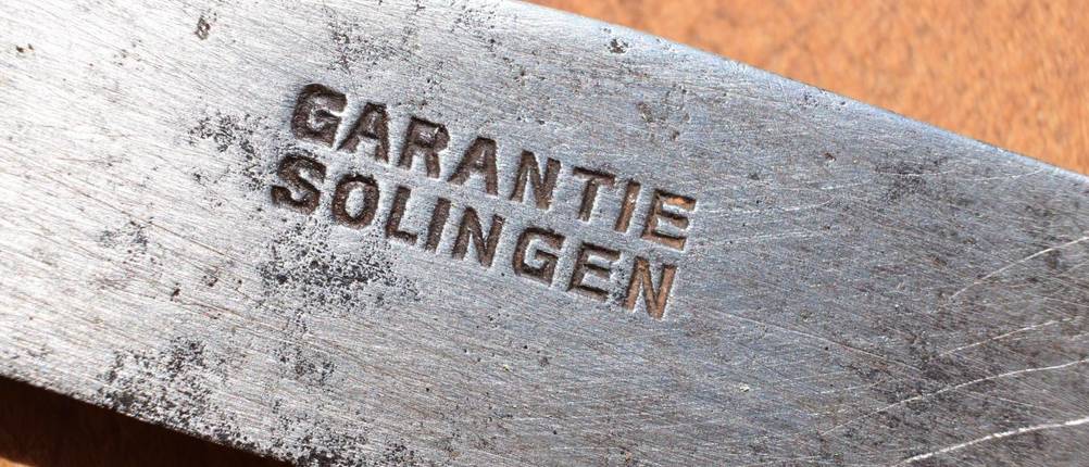 Felix-Messer im Test: Klinge mit Inschrift 