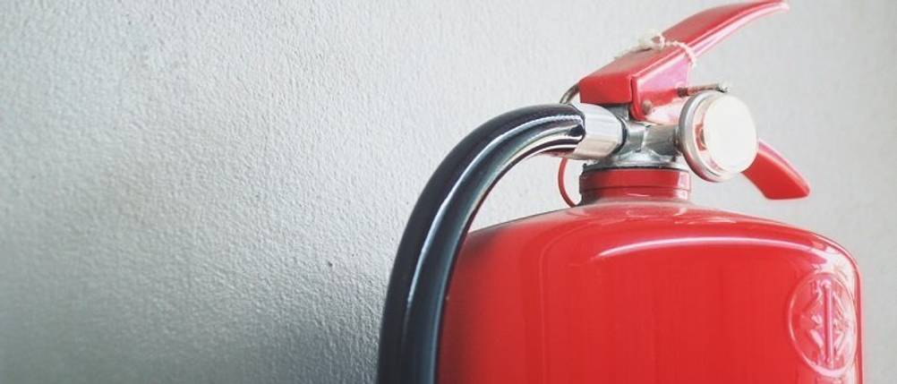 feuerloescher-fuer-auto