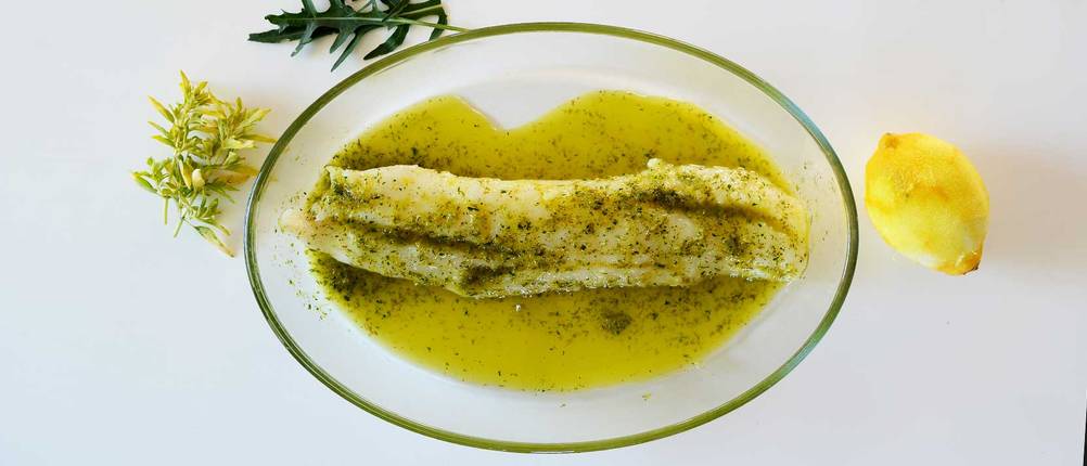 fisch-marinieren-kabeljau-oel-kraeuter