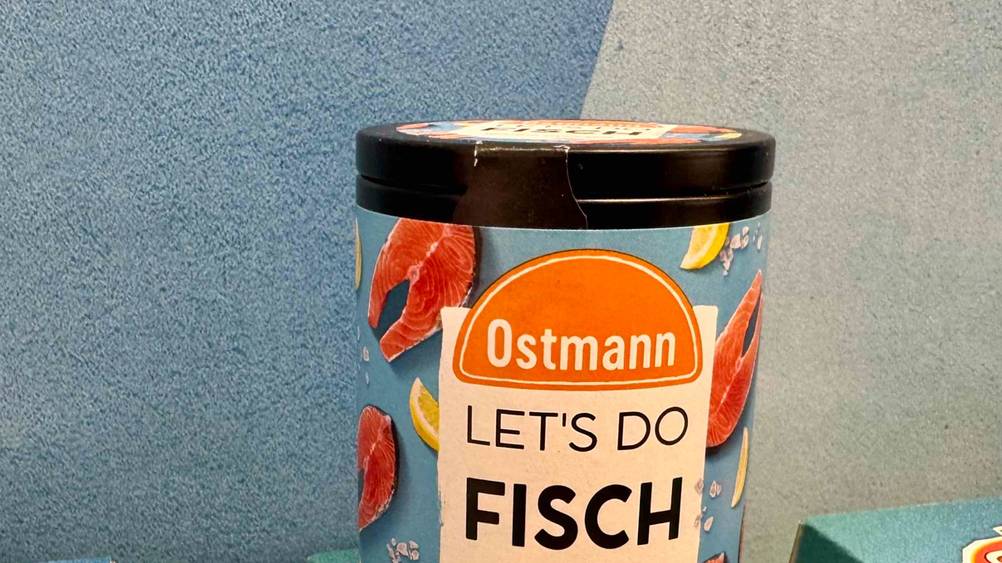 Fischgewürz getestet: Nahaufnahme der Dose mit Logo und Artikelbezeichnung.