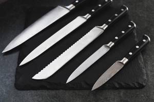 Fiskars-Brotmesser im Test: fünfteiliges Messerset inkl. Brotmesser