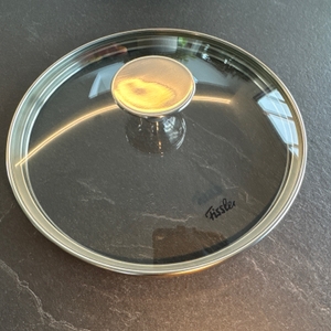 Deckel eines Fissler-Copenhagen-Topfs.