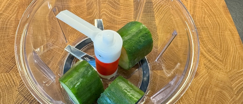 Gurken im Inneren des Fissler Finecut